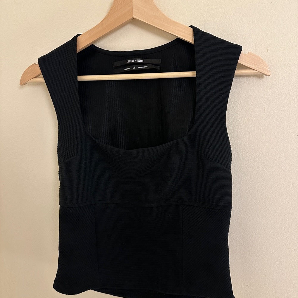 silence + noise Black Ribbed Scoop Tank